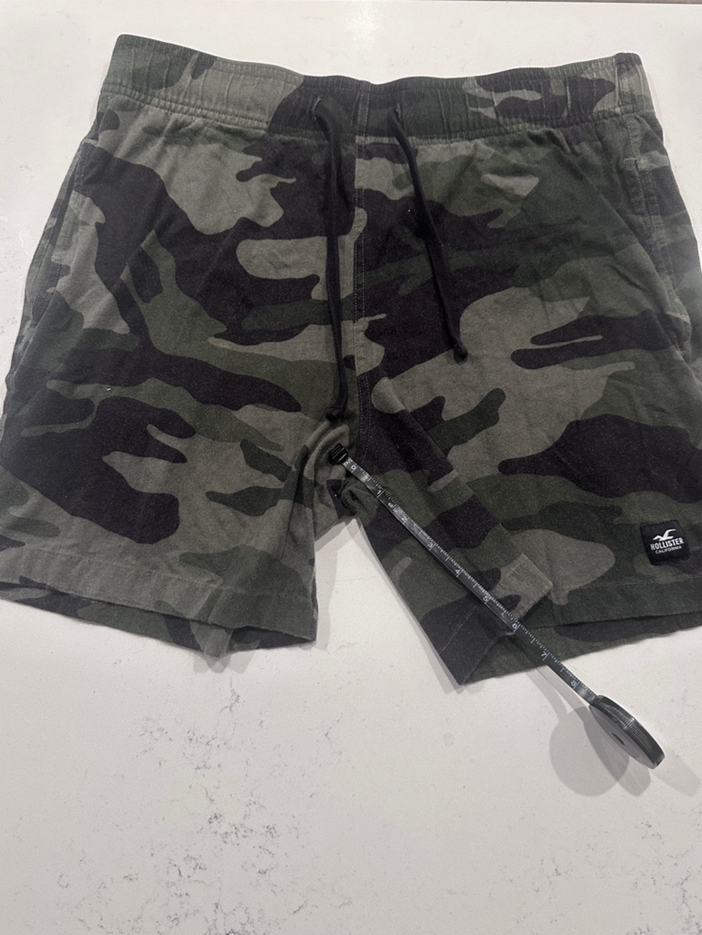 Hollister Men's Camo Drawstring Jersey Sleep Shorts